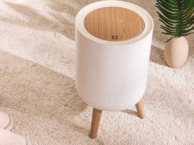 minimalist Trashbin (Wood)